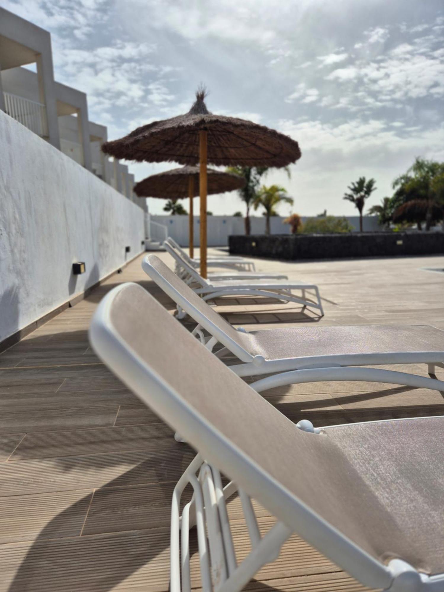 White Suite Deluxe Costa Teguise Exterior foto